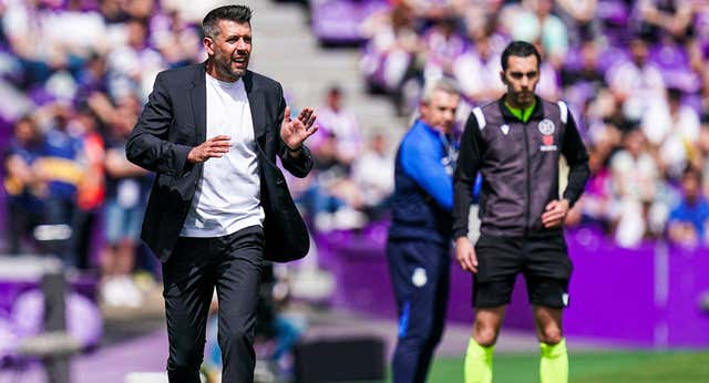 Pezzolano no entierra el hacha de guerra y señala a la afición de Valladolid: «Me gritaban ‘sudaca, vete para Uruguay’»