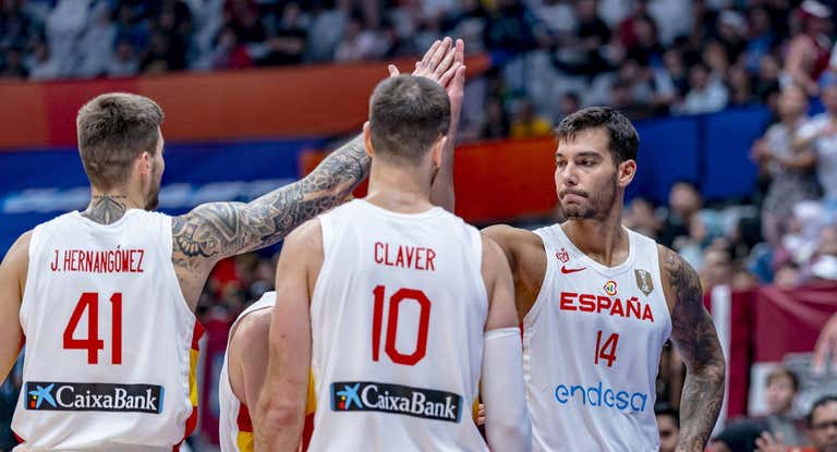 Juancho Hernangómez, Víctor Claver y Willy Hernangómez con la Selección.