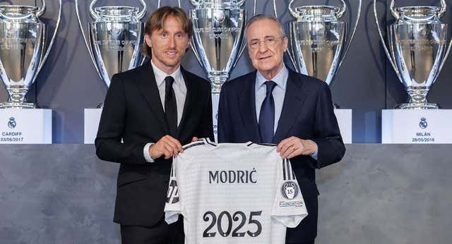 La insistencia de Modric tiene premio: renueva un año más y será el primer capitán del Real Madrid