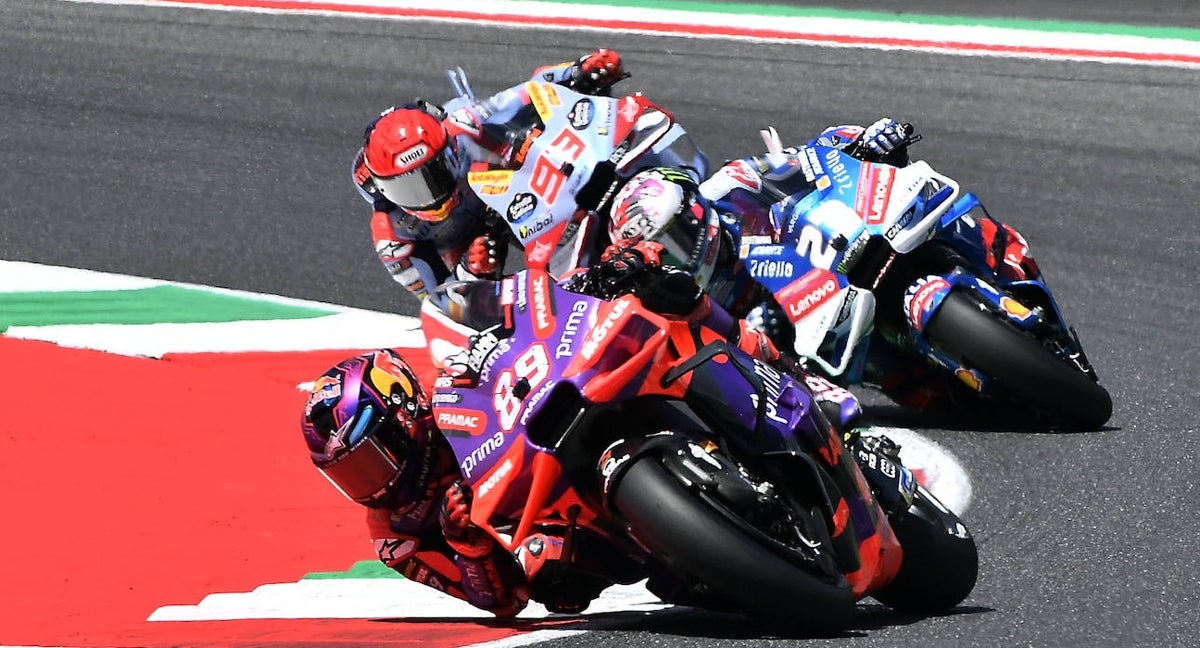 Martín, Bastianini y Márquez, ayer en Italia.