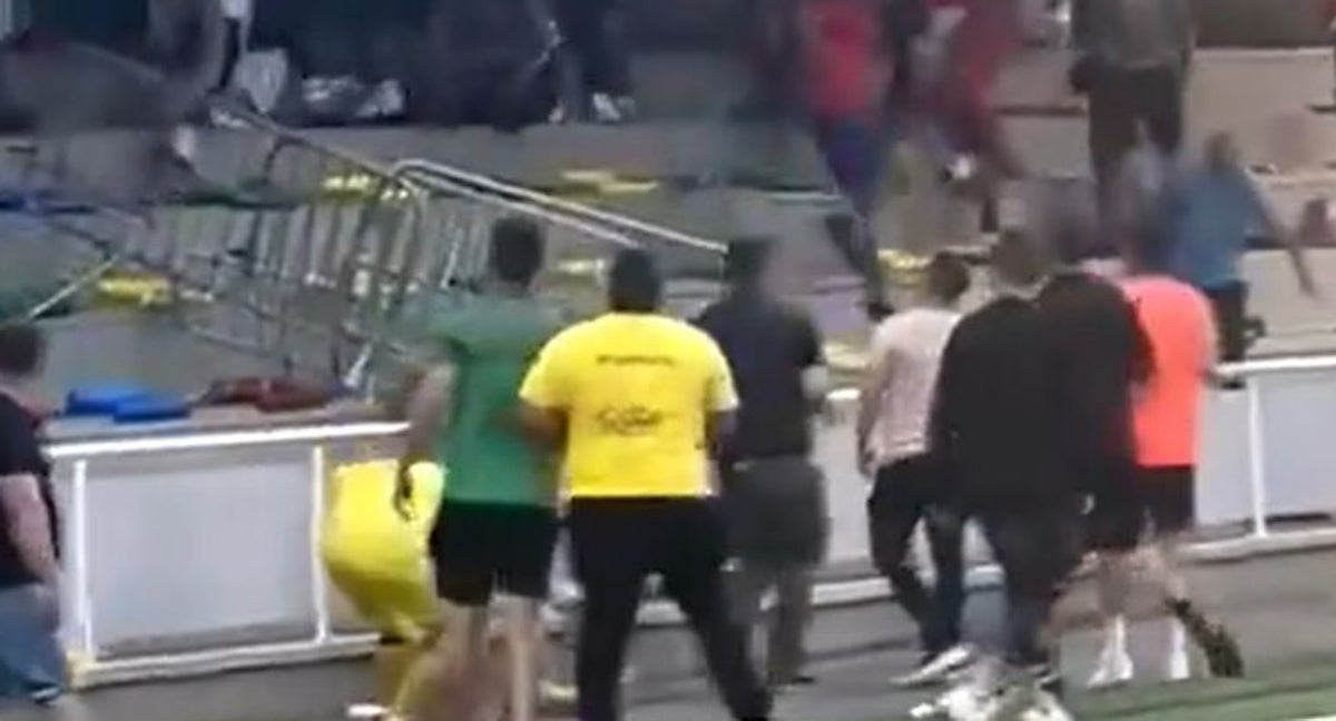 Momento de la pelea en Sant Feliú.