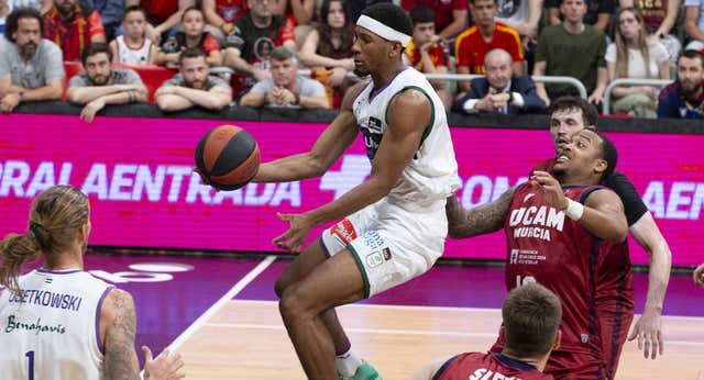 Unicaja está a un paso de hacer historia después de que Murcia no supere su ‘maldición’ como local