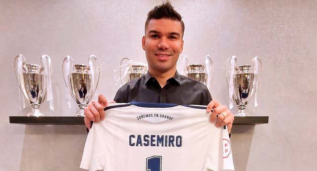 Casemiro se convierte en accionista del Marbella… con su futuro en el aire