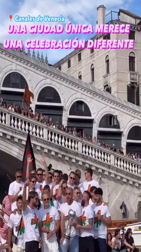 Así celebran en Venecia un ascenso a la Serie A