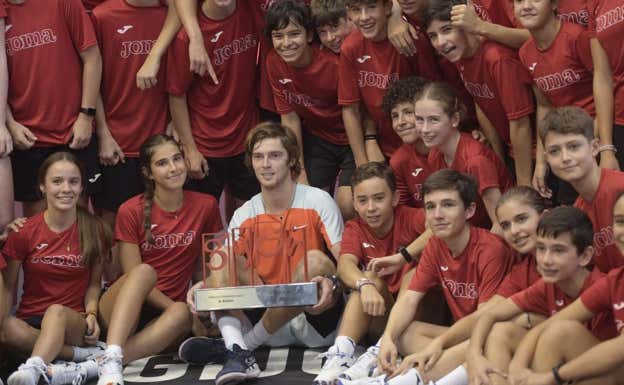 Andrey Rublev, campeón del ATP 250 de Gijón en 2022. EFE