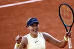 Andreeva da la sorpresa en Roland Garros: gana a Sabalenka y ya está en semis