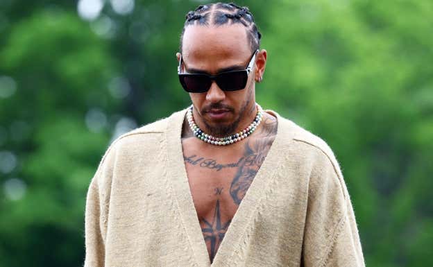 Lewis Hamilton a su llegada al circuito Gilles Villeneuve. AFP