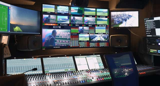 Liga F apuesta por el ‘Multifútbol’ en medio de la locura por la Champions y la salvación