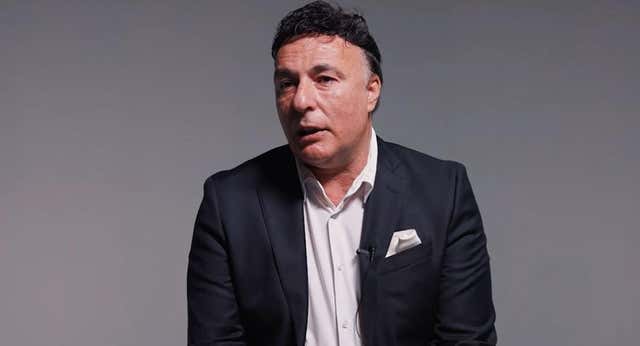 Quique Pina: «A mí me han sorprendido negociando dos personas: Miguel Ángel Gil y Mateu Alemany»