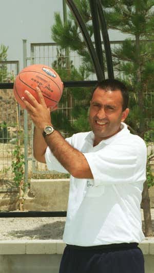 Luis Casimiro.