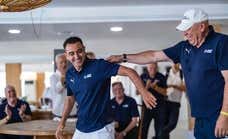 El emocionante discurso de Xavi al grupo de WhatsApp que le 'salvó' en su peor momento: “Queda la persona, es un homenaje a la amistad”
