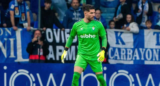 La lucha de Luca Zidane contra los prejuicios de su apellido que podrían romper el gafe del Eibar en el playoff de ascenso