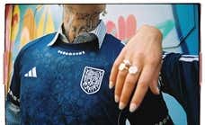 Shirt alert! Relevo lanza una camiseta de fútbol para celebrar la diversidad de la Selección