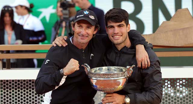 ¿Está permitido que el entrenador hable con el jugador durante los partidos de tenis?