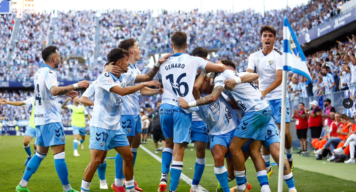 El Málaga celebrando un gol  /X(@MalagaCF)