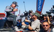 Carlos Sainz se viste de representante y remueve el mercado: «Mi hijo es mejor piloto que yo»