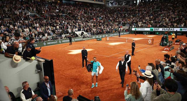 Nadal renuncia a Wimbledon y preparará los Juegos en la tierra de Bastad