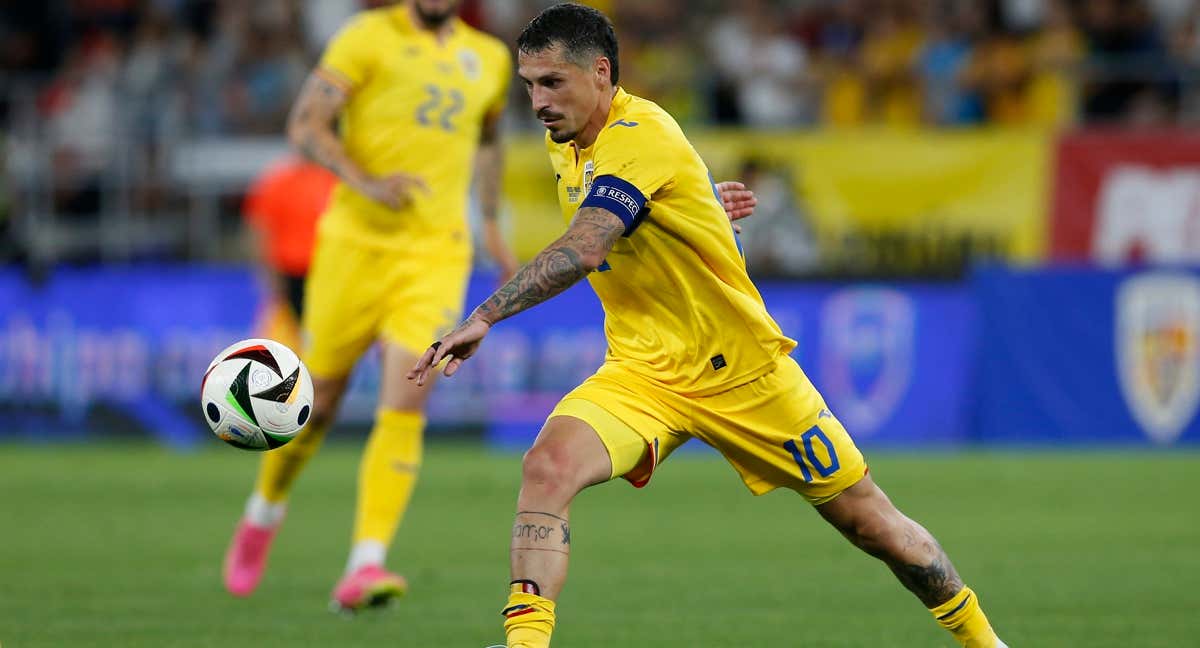 Nicolae Stanciu en un partido amistoso frente a Bulgaria /EFE