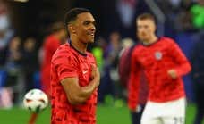 Southgate lleva la contraria a Klopp en su gran debate con Alexander-Arnold de la Eurocopa... y falla: «Lo estamos probando»