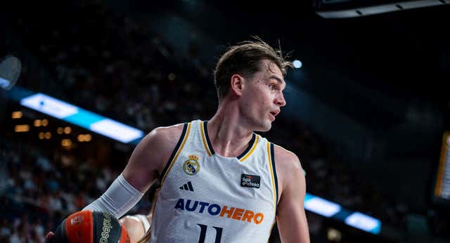 Mario Hezonja o cómo pasar de un acuerdo con el Barça a una renovación con el Real Madrid