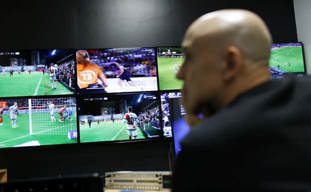 Maldini durante una jornada de liga en los estudios de Movistar. Francis Tsang