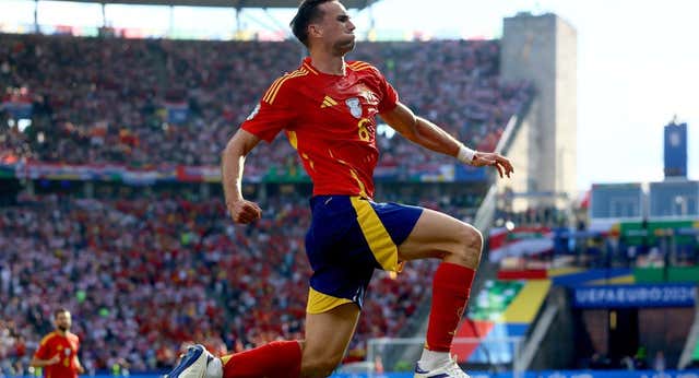 El consejo de De la Fuente a Fabián que se le apareció en la frontal del área antes de su gol a Croacia