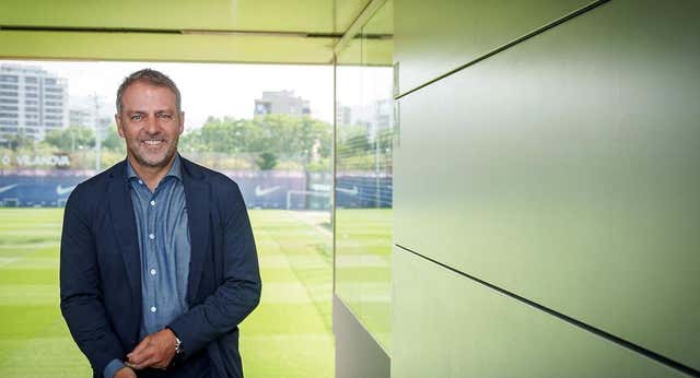 La rareza de unos días tranquilos en Can Barça: «No es normal, alguna cosa gorda vendrá»