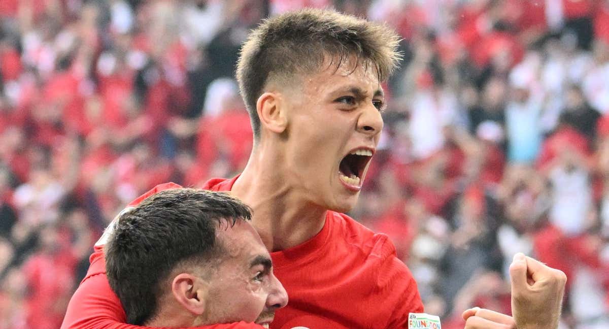 Arda Güler celebra su gol ante Georgia./AFP