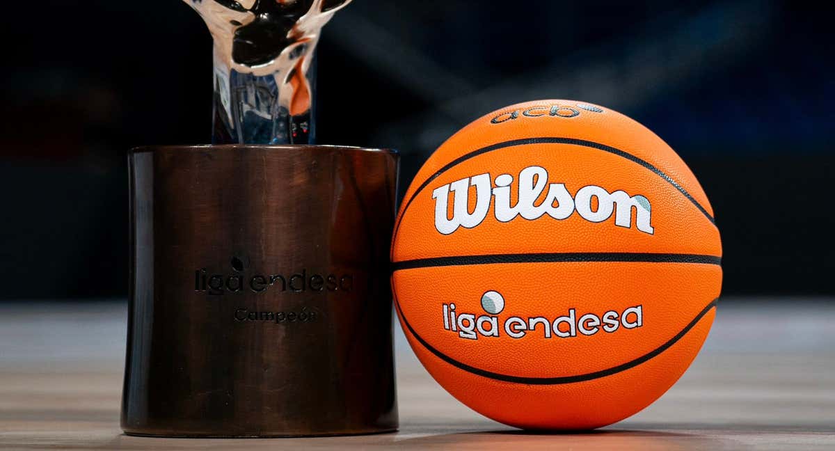 El nuevo balón de la Liga Endesa /X(@ACBCOM)