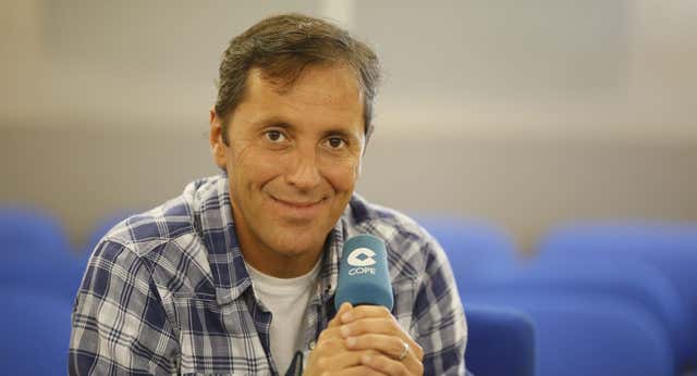 Unas palabras sobre el Oviedo y Asturias de Paco González acaban en rifirrafe con Barbón: “Cuando hablen los mayores, te callas”