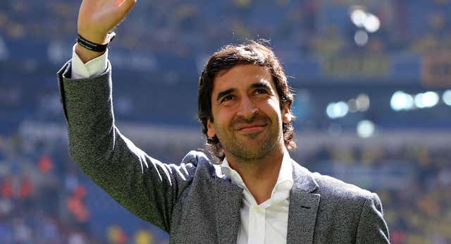 Tras los pasos de Raúl en Gelsenkirchen: «Te lo encontrabas en el metro con el carrito de la compra; aquí no necesitaba esconderse»