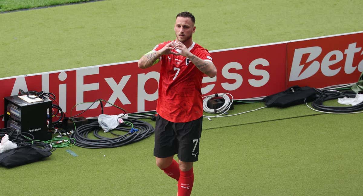 Marko Arnautovic sobre el protagonista del partido.