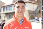 Se aburrió de ser portero porque no le tiraban, se lanzó al atletismo y quiere ser ingeniero