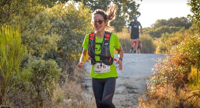 Lola Garrido, la atleta que se enamoró del maratón por televisión… y ya lleva 164