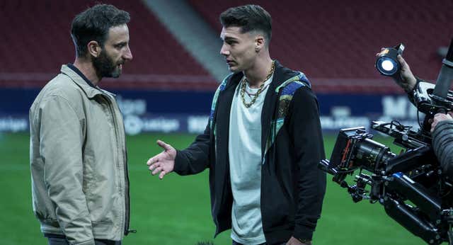 El reencuentro de Dani Rovira y Marcel Serrano con el fútbol: “Tenía un perro que se llamaba Buyo, pero hace 15 años que no veo un partido en casa”