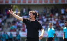 Javi Poves, el exfutbolista del 15-M que cree que la Tierra es plana, se reconcilia con el fútbol con el ascenso del Colonia Moscardó