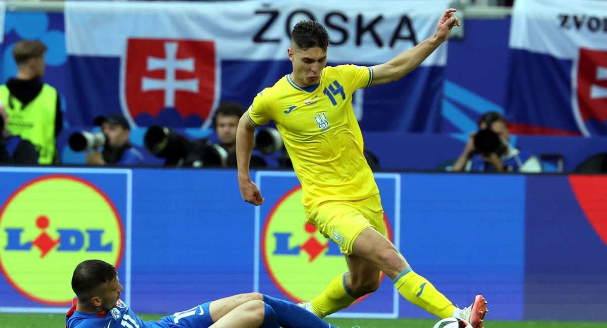 Sudakov, durante un partido de la Eurocopa./EFE/EPA/GEORGI LICOVSKI