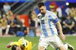Quién tiene el récord de asistencias de la Copa América