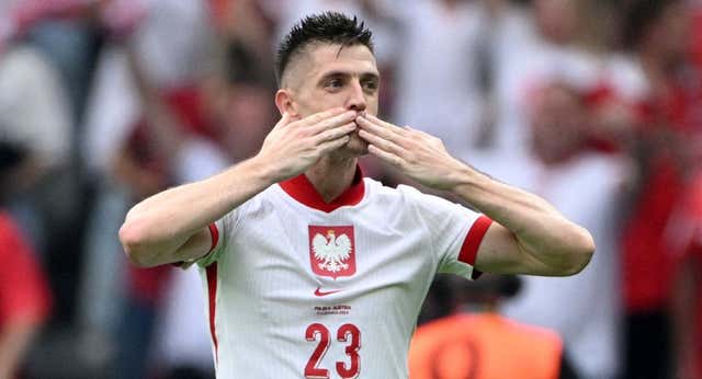 Un viejo deseo del Real Madrid resurge en Polonia para soñar con la sorpresa ante Francia
