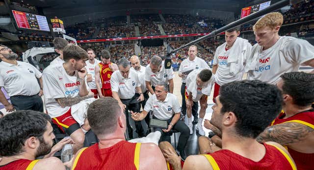 Sergio Scariolo da un toque de atención a los jugadores de la Selección: «Demasiados puntos debes meter si cometes errores defensivos»