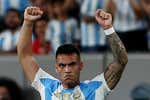 Lautaro aparece y Argentina clasifica a cuartos de final de la Copa América tras ganarle a Chile