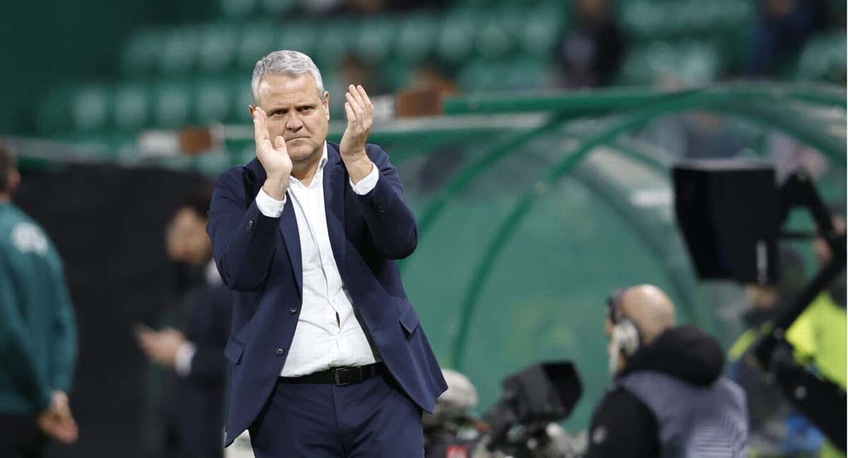 Albert Capellas, en uno de los partidos que dirigió en Dinamarca recientemente.