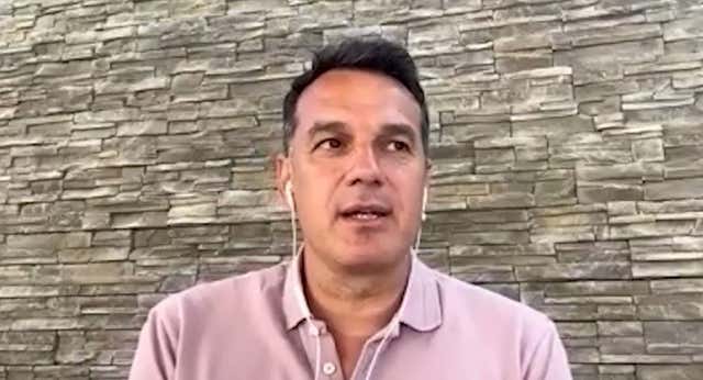 Esteban confiesa su mayor miedo entre anécdotas con Luis Aragonés: “El mar se traga cada día a una persona y no quiero ser una de ellas”