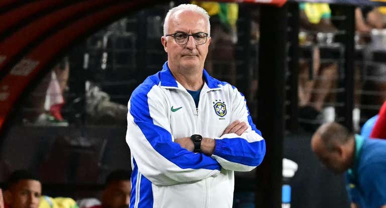 Dorival Junior, durante el encuentro entre Paraguay y Brasil.