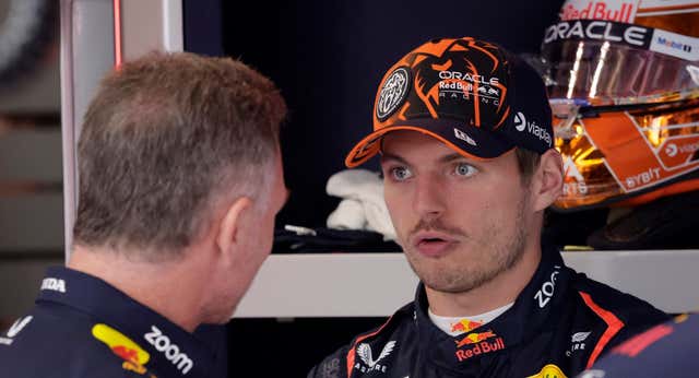 El esperpento en el que se ha convertido Red Bull que puede echar a Max Verstappen: «Esto no es bueno para mí ni para mi padre»