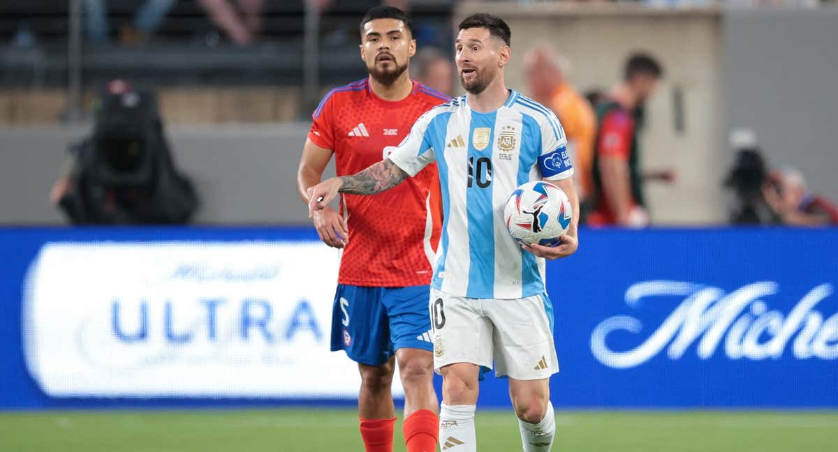 Messi en el partido contra Chile / Reuters