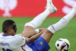 Dos goles en propia puerta y uno de penalti que retratan a esta Francia: «No os cabreéis»