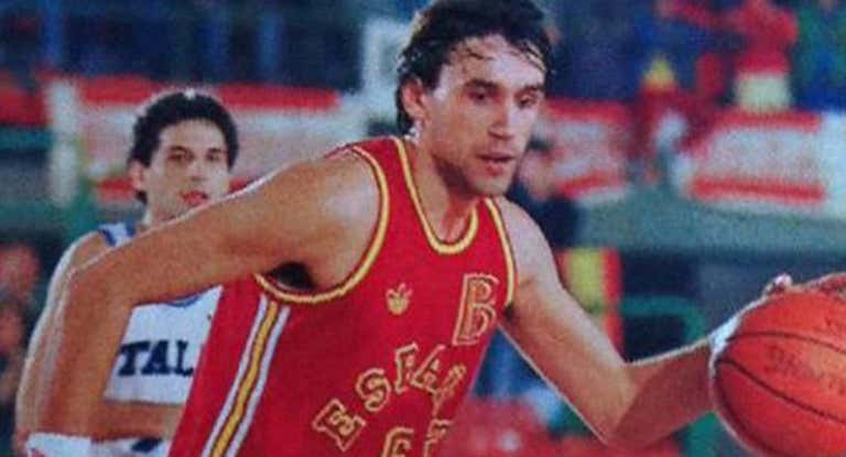 José Biriukov en un partido contra Italia.