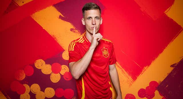 Así vive Dani Olmo su ‘rivalidad’ con Pedri: «Claro que creo que voy a jugar; si no confío yo…»