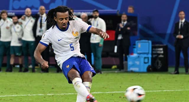 La reinvención de Koundé: de no querer ser lateral a convertirse en uno de los mejores de Europa